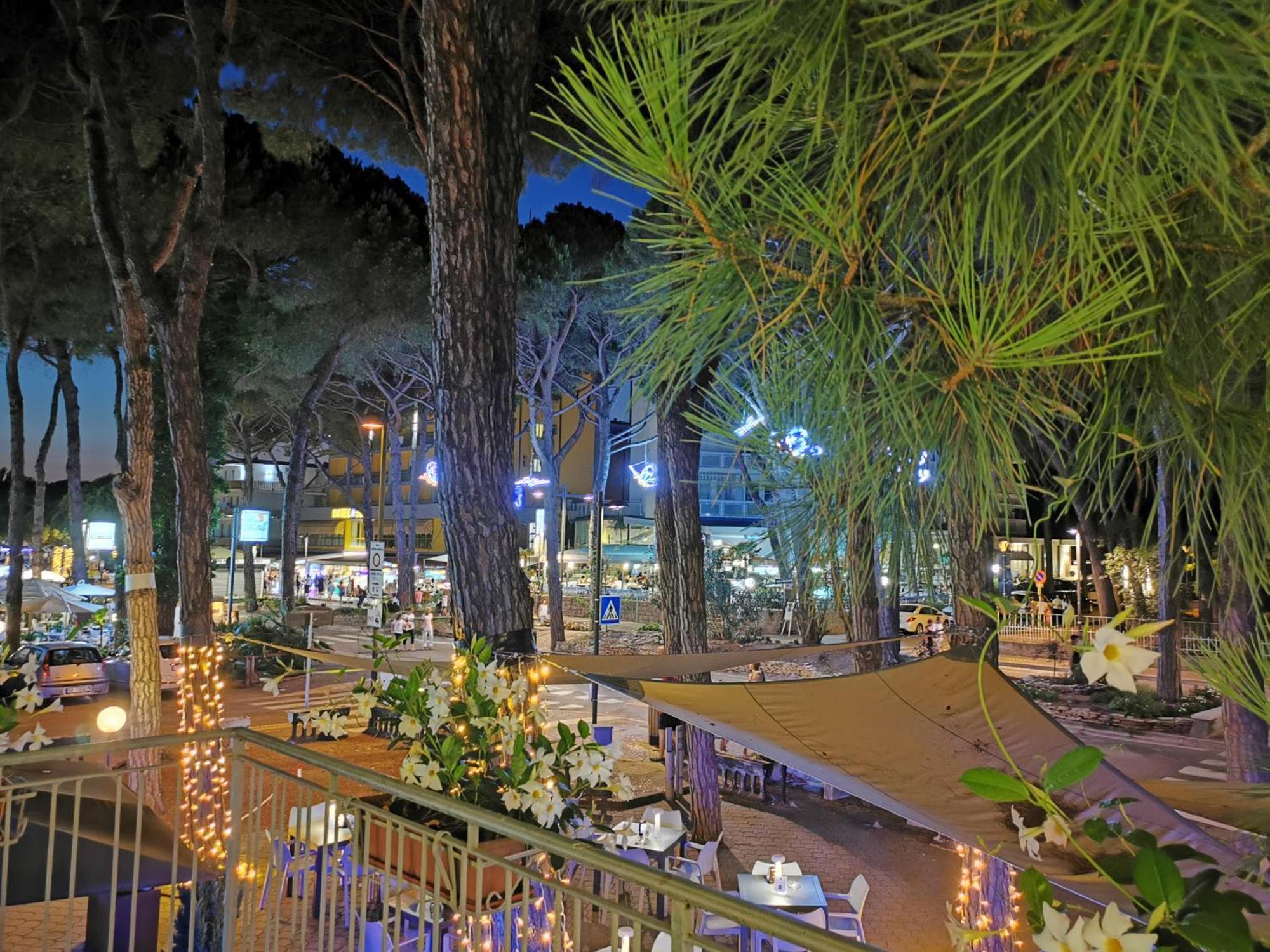 Hotel Pine Beach Rosolina Mare Dış mekan fotoğraf