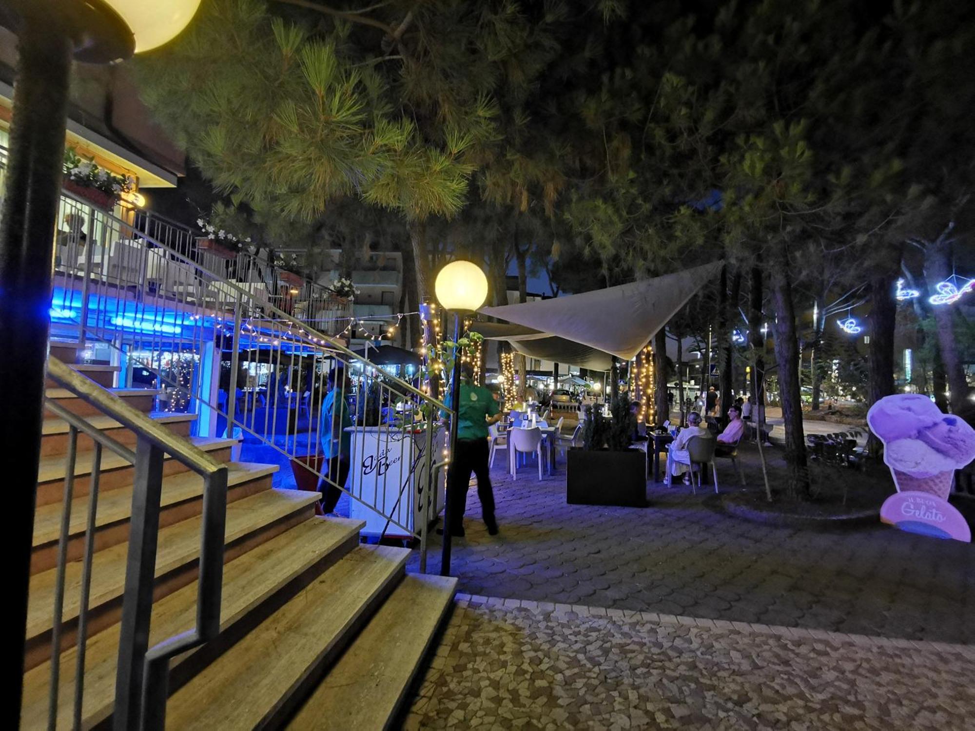 Hotel Pine Beach Rosolina Mare Dış mekan fotoğraf